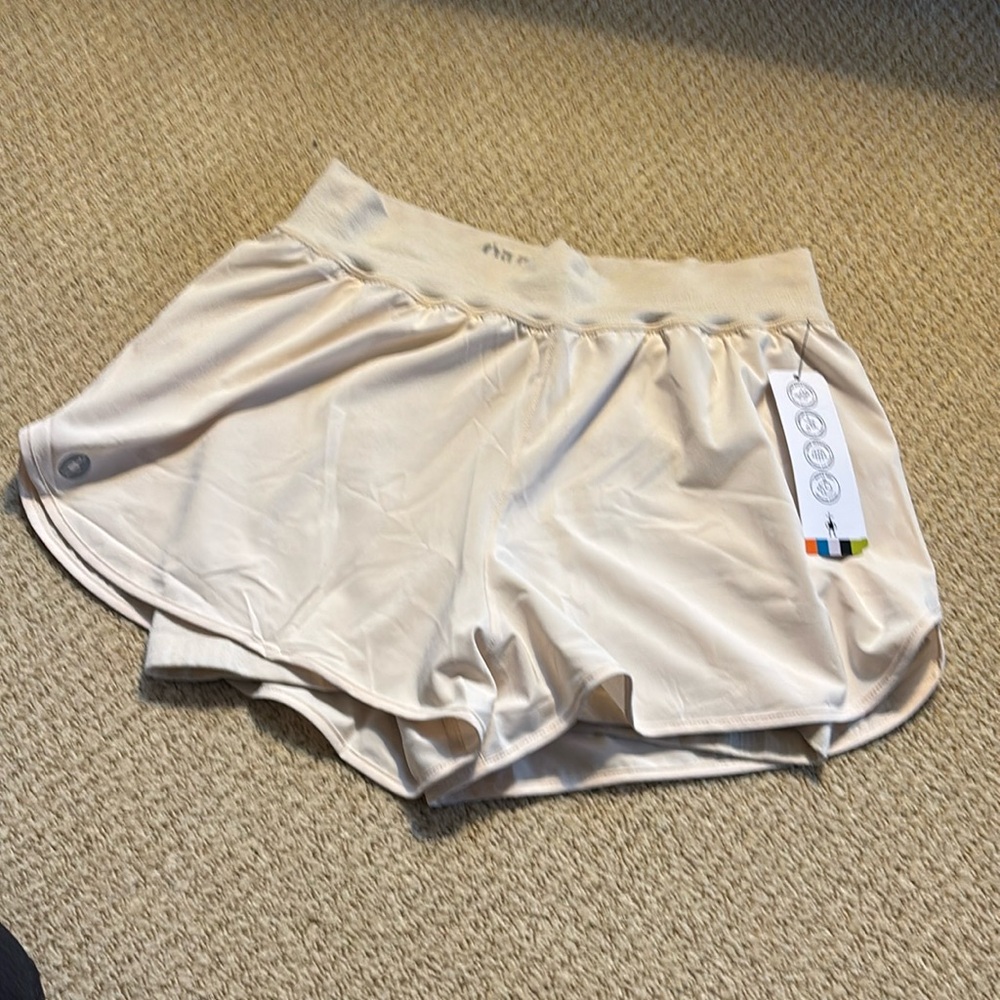 Smart wool size Large NWT running shorts